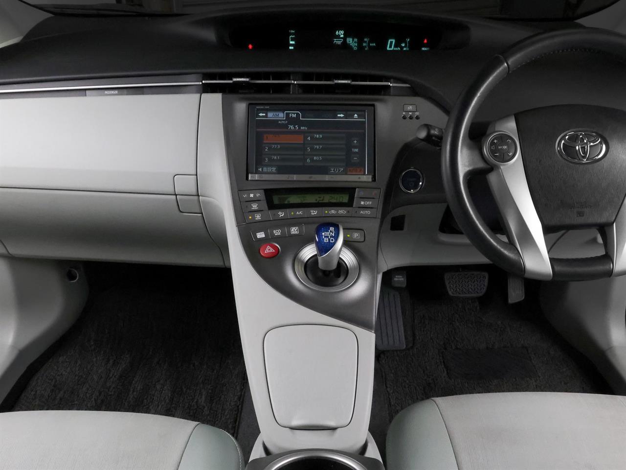 image-10, 2014 Toyota Prius 1.8lt Hybrid G-Package at Christchurch
