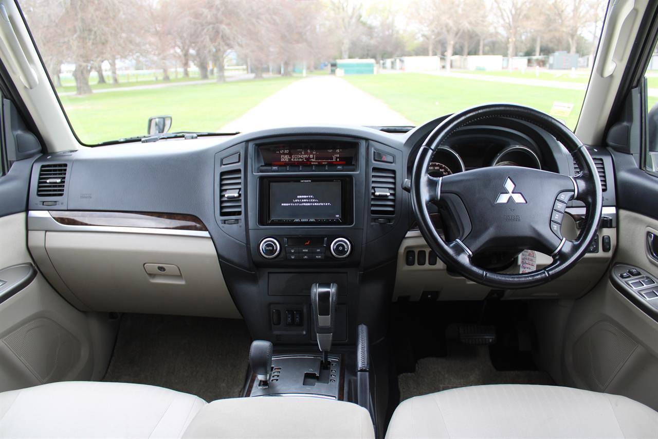 image-9, 2013 Mitsubishi PAJERO at Christchurch