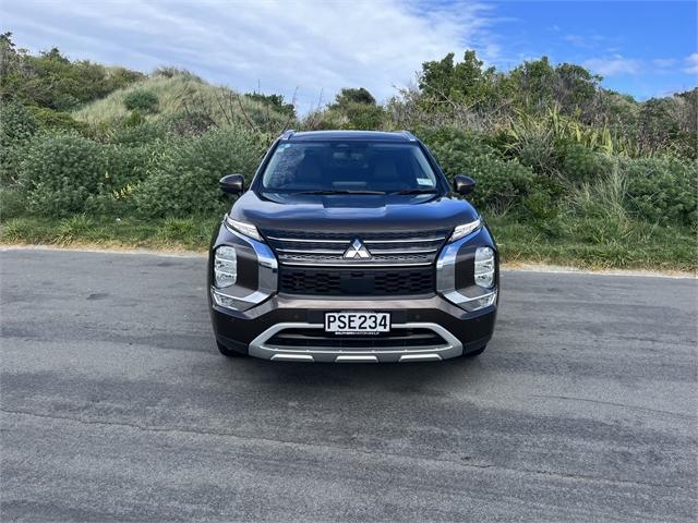 image-1, 2023 Mitsubishi Outlander XLS 2.5P 7 Seater at Dunedin