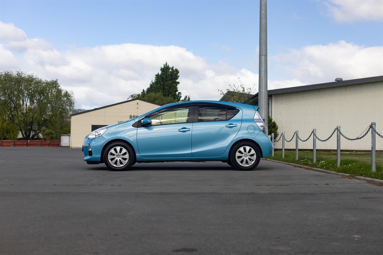 image-3, 2012 Toyota AQUA S (Prius C) at Christchurch