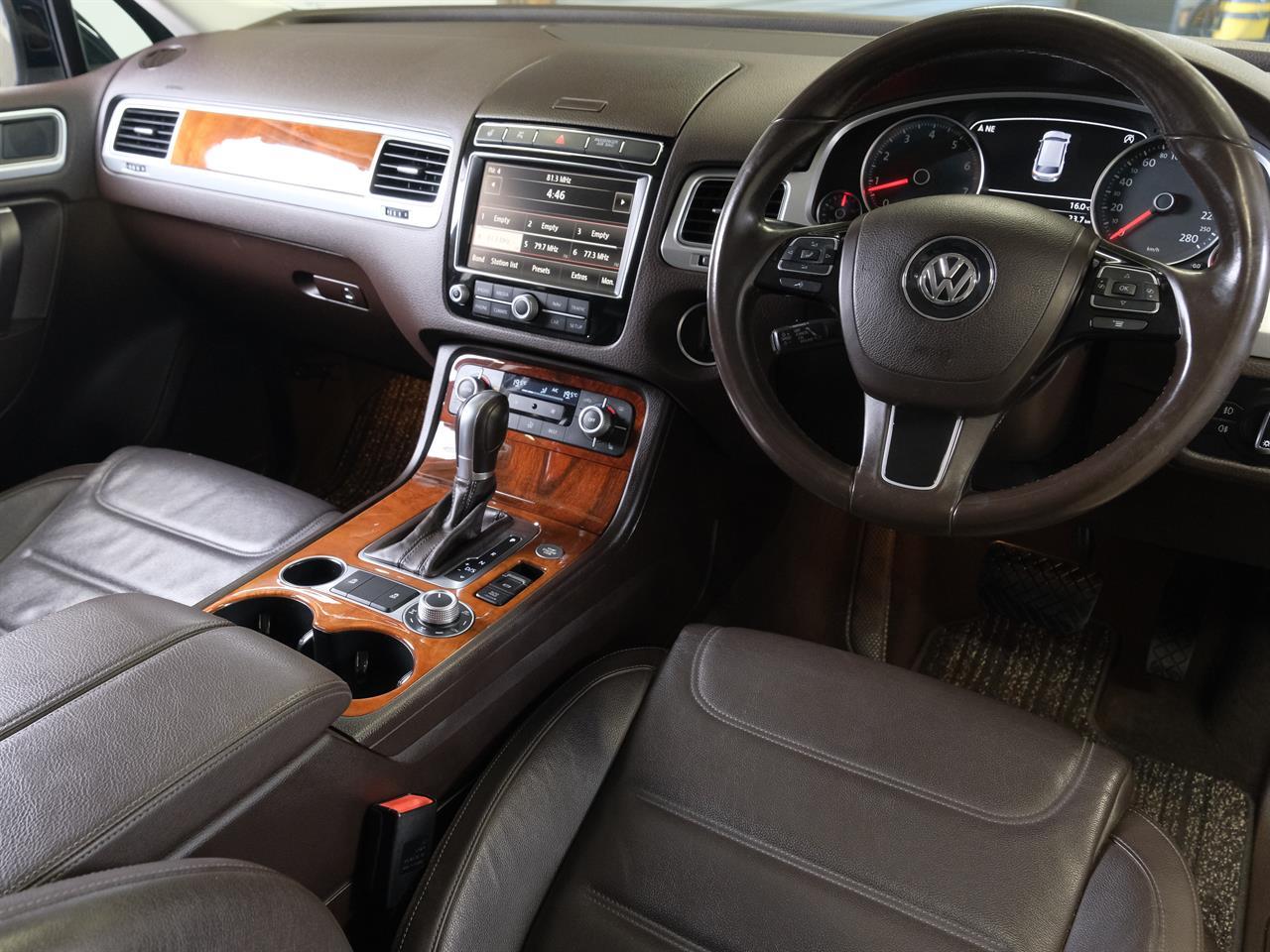 image-10, 2015 Volkswagen Touareg 3.6lt 4WD BlueMotion 'Upgr at Christchurch