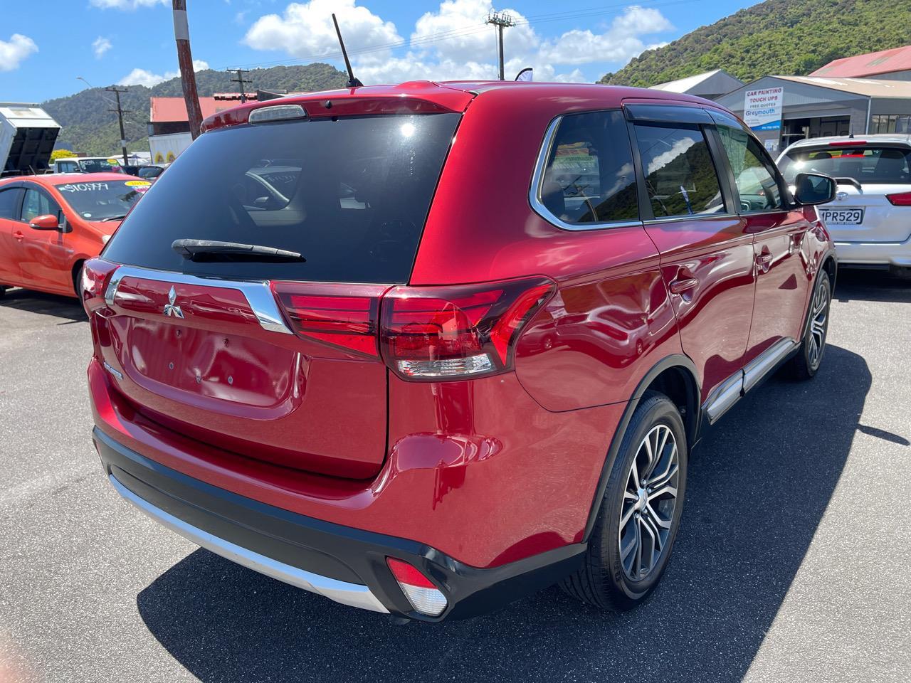 image-4, 2015 Mitsubishi Outlander 20G SAFETY PACKAGE 2WD at Greymouth