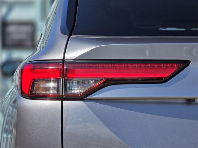 image-5, 2022 Mitsubishi Outlander XLS PHEV 4WD at Christchurch