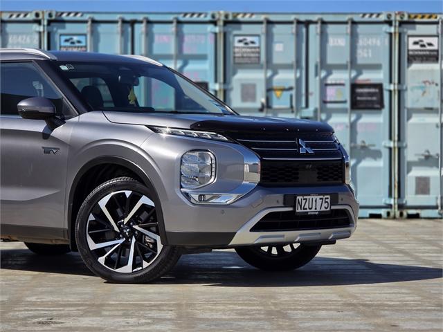 image-8, 2022 Mitsubishi Outlander XLS PHEV 4WD at Christchurch