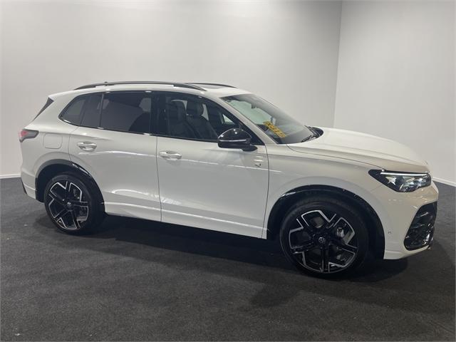 image-8, 2025 Volkswagen Tiguan R-Line Awd 2.0Pt/4Wd at Invercargill