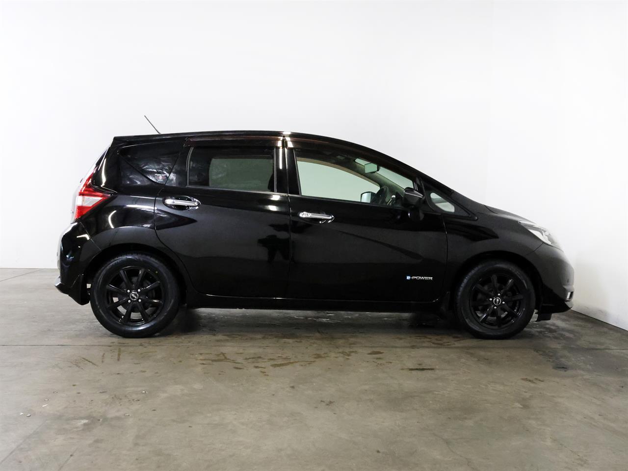 image-9, 2017 Nissan Note e-POWER X at Christchurch