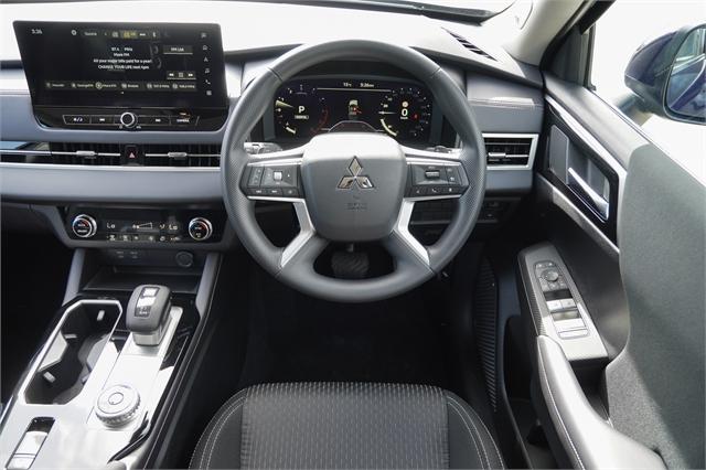 image-14, 2026 Mitsubishi Outlander 2.5P LS 4WD auto at Dunedin