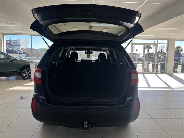 image-6, 2014 Kia Sorento 2.2 Diesel Premium at Timaru