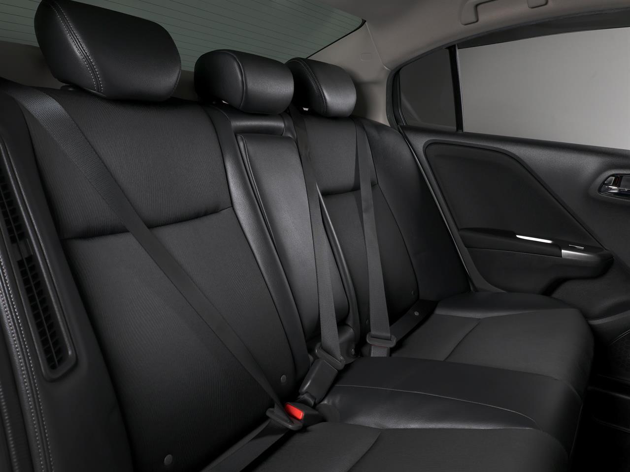 image-18, 2015 Honda Grace 1.5lt Hybrid 'EX' at Christchurch
