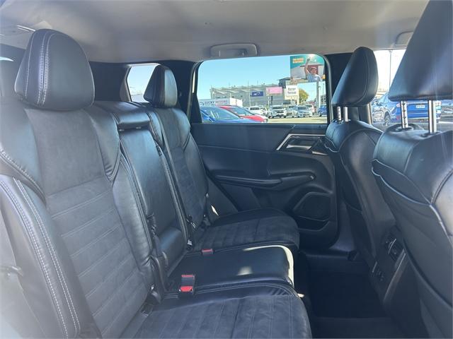 image-13, 2022 Mitsubishi Outlander XLS 4WD WHITE at Christchurch