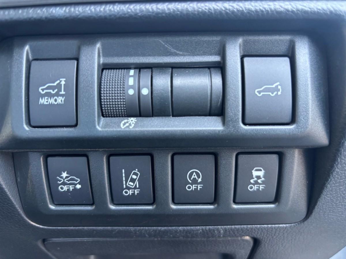 image-9, 2015 Subaru Outback Limited 4WD at Christchurch