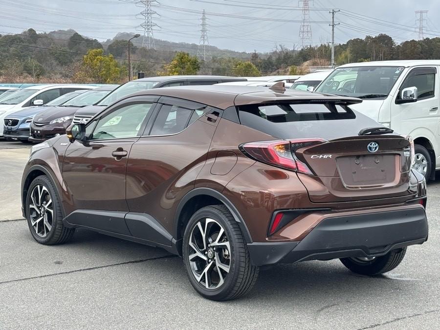 image-4, 2017 Toyota C-HR (CHR) Hybrid G at Christchurch