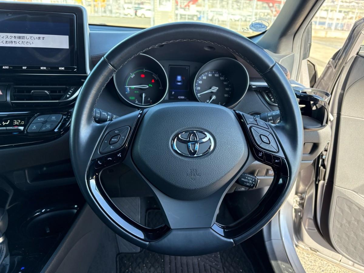 image-7, 2018 Toyota C-HR (CHR) Hybrid G at Christchurch
