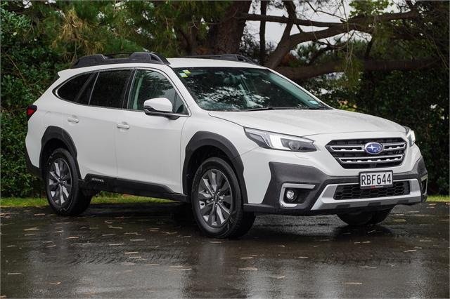 image-0, 2025 Subaru Outback Sport 2.5P/4Wd/8Cvt at Dunedin
