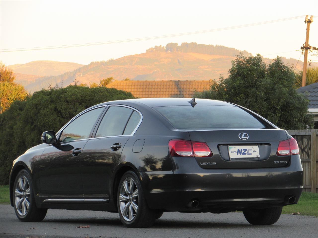 2007 Lexus GS 350 on handshake