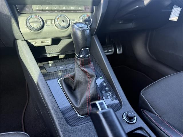 image-15, 2016 Skoda Octavia RS 162KW 2.0 at Dunedin