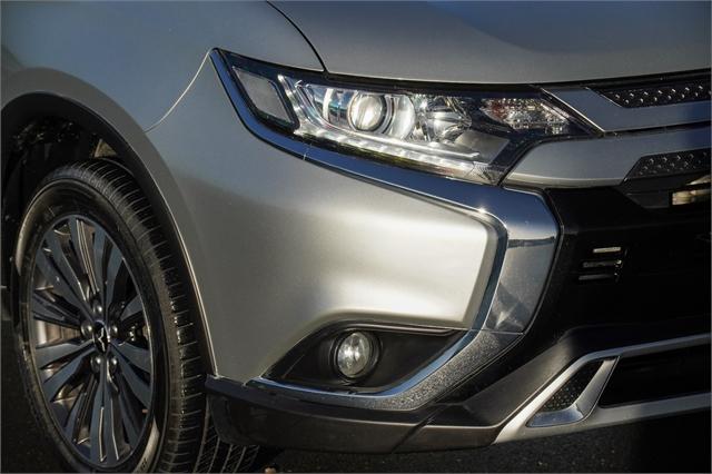 image-3, 2022 Mitsubishi Outlander LS 2.4 4x4 auto at Dunedin