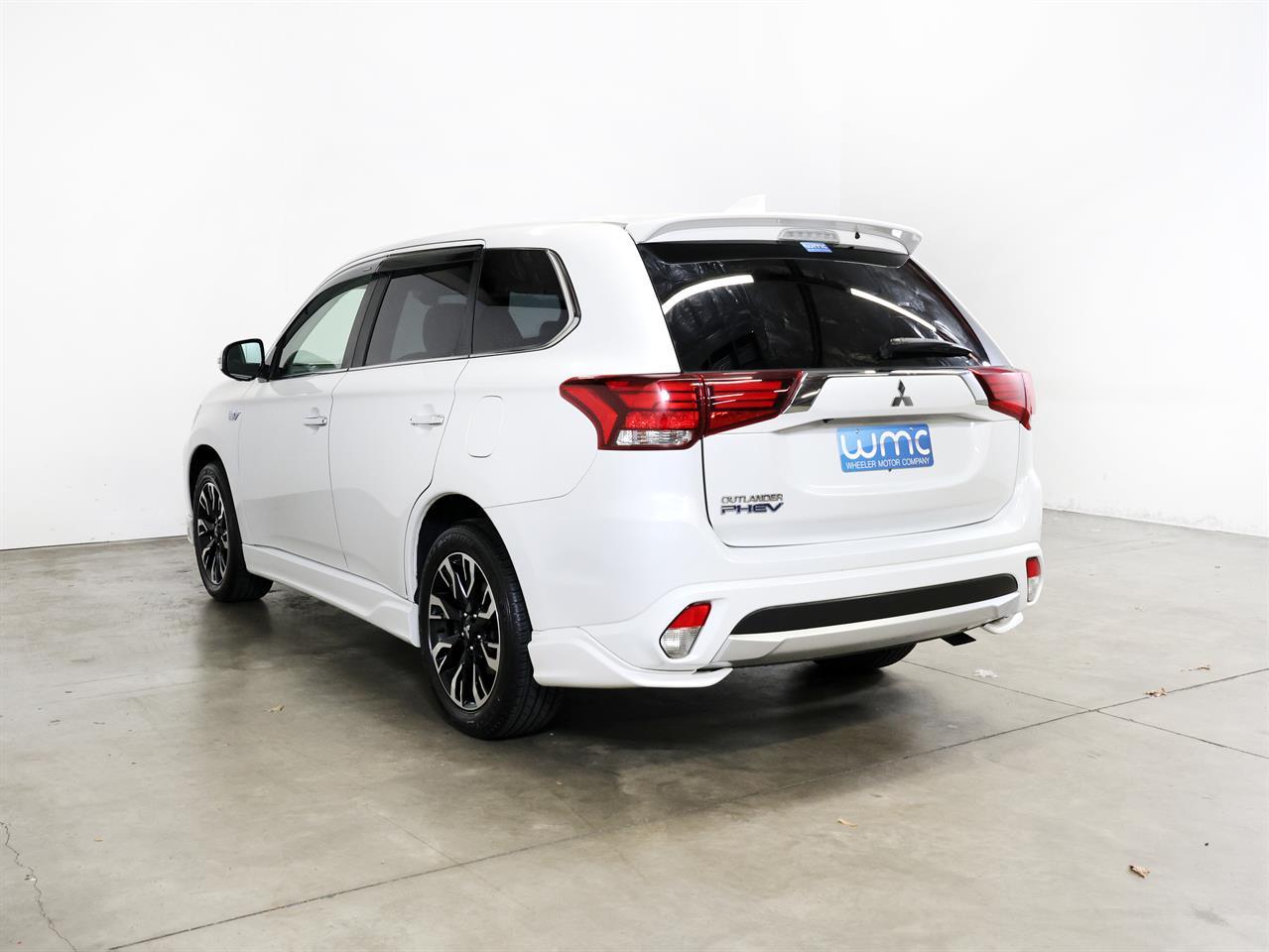 image-5, 2015 Mitsubishi Outlander PHEV G 4WD 'Facelift' at Christchurch