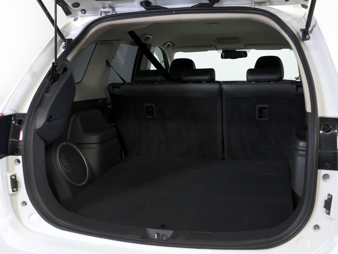 image-19, 2015 Mitsubishi Outlander PHEV G 4WD 'Facelift' at Christchurch