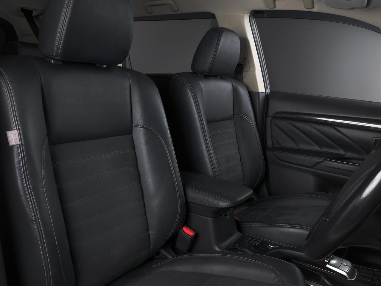image-17, 2015 Mitsubishi Outlander PHEV G 4WD 'Facelift' at Christchurch