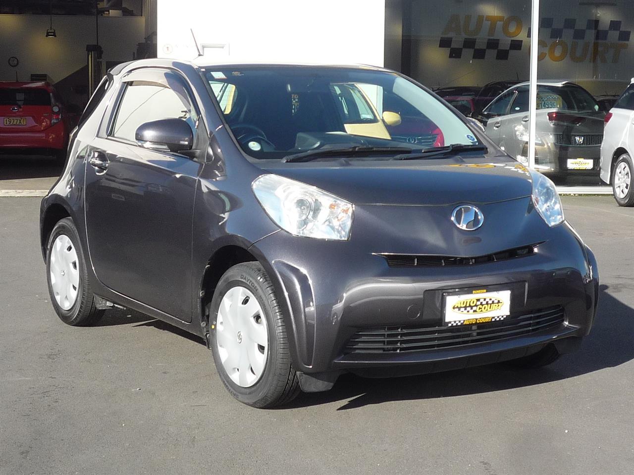 Toyota iq 2010