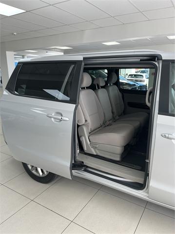 image-9, 2019 Kia Carnival EX 2.2D/8AT at Timaru