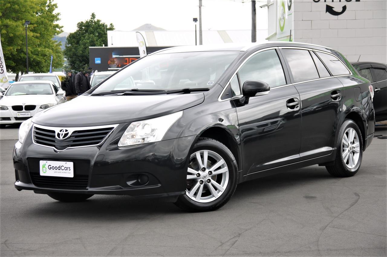 2012 Toyota Avensis WAGON on handshake