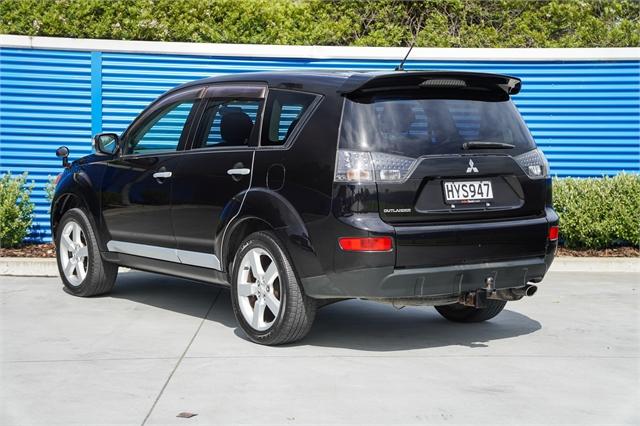 image-2, 2007 Mitsubishi Outlander at Dunedin