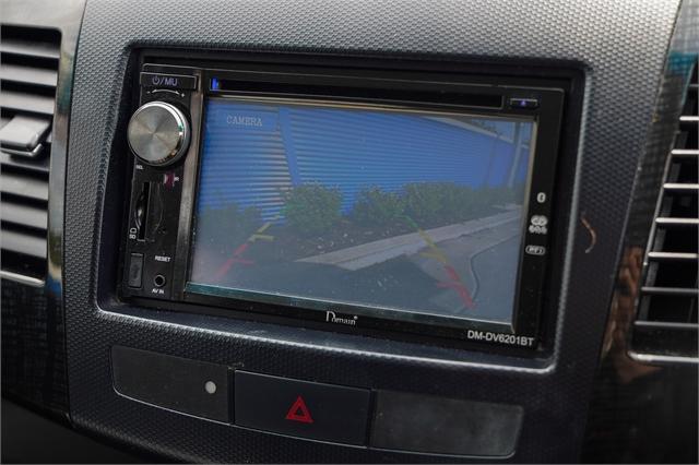 image-13, 2008 Mitsubishi Outlander at Dunedin