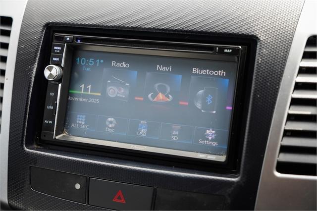 image-10, 2007 Mitsubishi Outlander at Dunedin