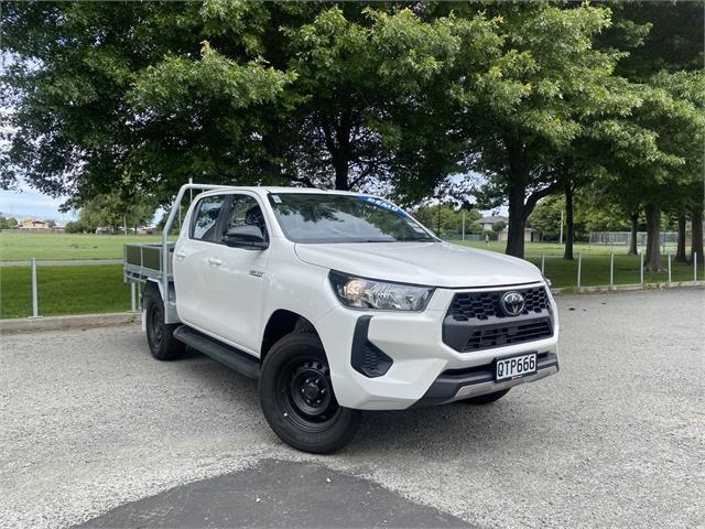 image-0, 2024 Toyota Hilux SR Turbo Diesel Double Cab 2.8L  at Christchurch