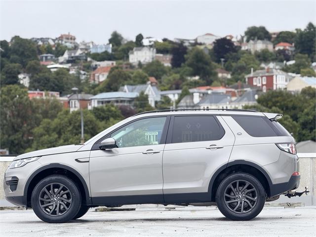 image-6, 2018 LandRover Discovery Sport TD4 SE at Dunedin