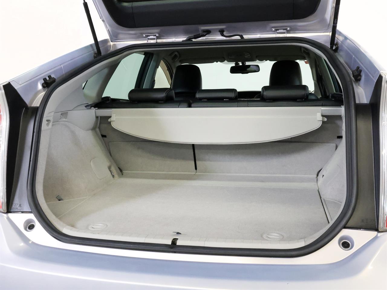 image-19, 2013 Toyota PRIUS 1.8lt Hybrid G-Spec With Cruise at Christchurch