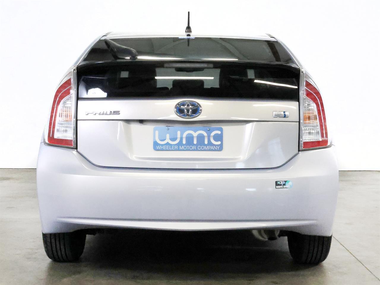 image-6, 2013 Toyota PRIUS 1.8lt Hybrid G-Spec With Cruise at Christchurch