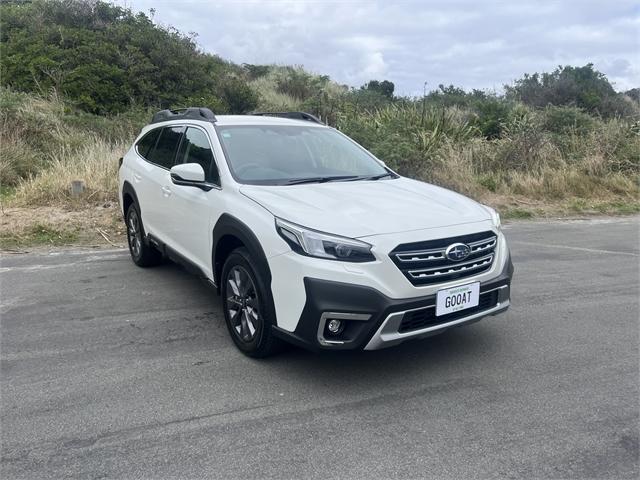 image-0, 2025 Subaru Outback 2.5i at Dunedin