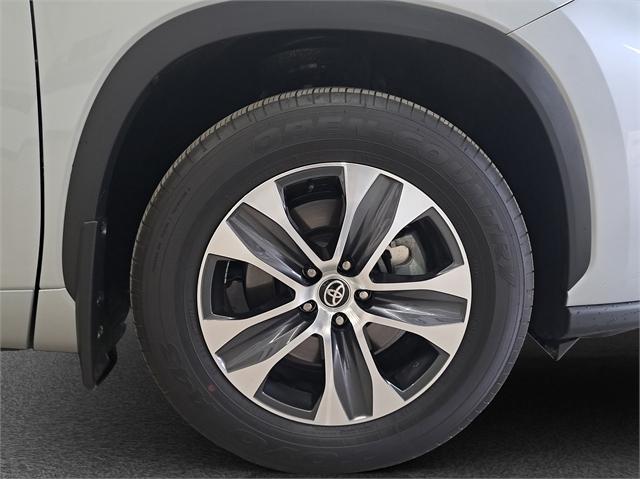 image-9, 2024 Toyota Highlander Limited 2.5L Hybrid at Dunedin
