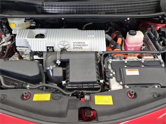 image-8, 2014 Toyota Prius 1.8L 7 Seater at Dunedin