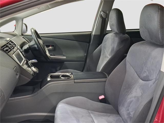 image-14, 2014 Toyota Prius 1.8L 7 Seater at Dunedin