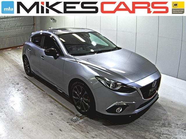 Mazda axela 2015