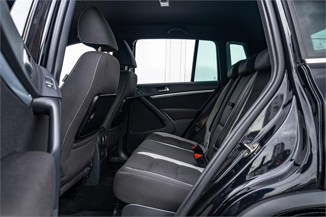 image-10, 2016 Volkswagen Tiguan R-Line 132kW Petrol Auto AW at Christchurch