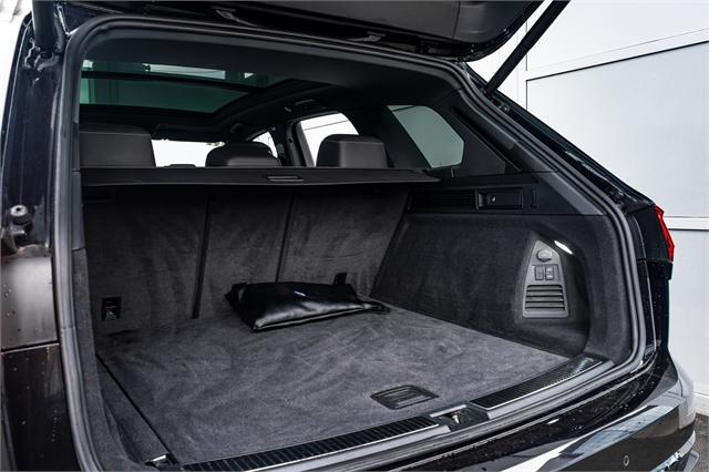 image-8, 2020 Volkswagen Touareg R-Line V8 310kW Diesel Aut at Christchurch