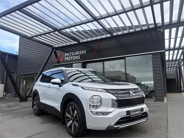 image-0, 2026 Mitsubishi Outlander VRX AWD 7 seat SUV at Christchurch