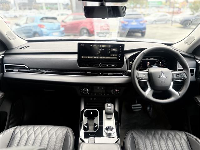 image-14, 2026 Mitsubishi Outlander VRX AWD 7 seat SUV at Christchurch
