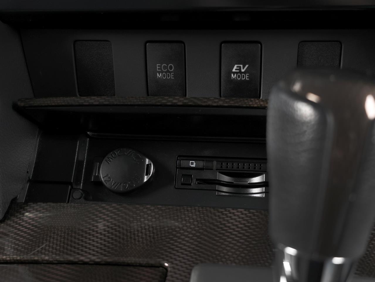 image-14, 2013 Toyota Camry Hybrid 'G Package' at Christchurch