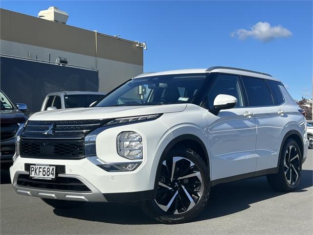 image-1, 2022 Mitsubishi Outlander XLS 4WD WHITE at Christchurch