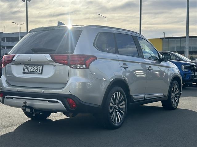 image-2, 2022 Mitsubishi Outlander LS 4WD SILVER at Christchurch