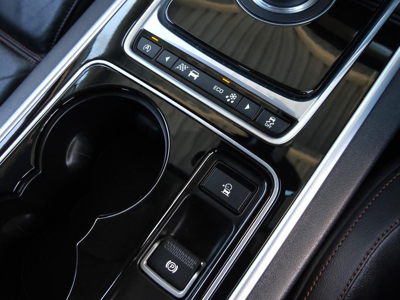 image-13, 2017 Jaguar XE 20t 'Prestige' at Christchurch