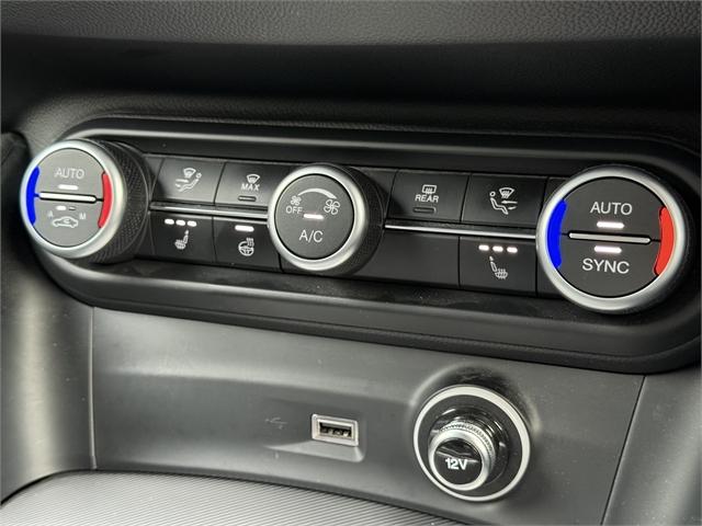 image-14, 2022 AlfaRomeo Stelvio VELOCE CARBON 2.0PT 8SP AWD at Christchurch