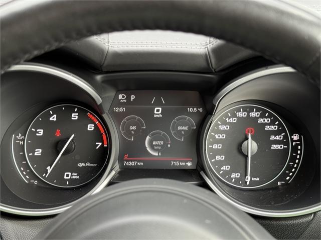 image-8, 2022 AlfaRomeo Stelvio VELOCE CARBON 2.0PT 8SP AWD at Christchurch
