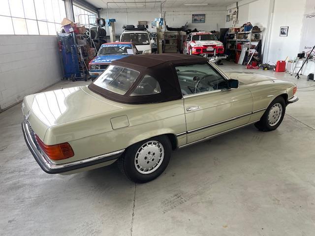 image-14, 1985 MercedesBenz at Christchurch